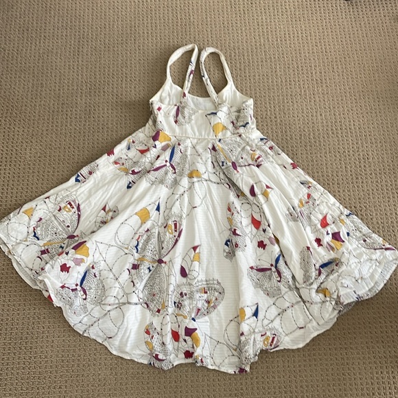Butterfly mini dress, in good condition. - Picture 2 of 3